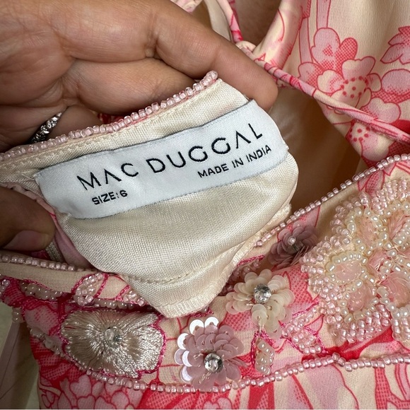 MAC DUGGAL Floral Ruffled Maxi Dress - Picture 14 of 15